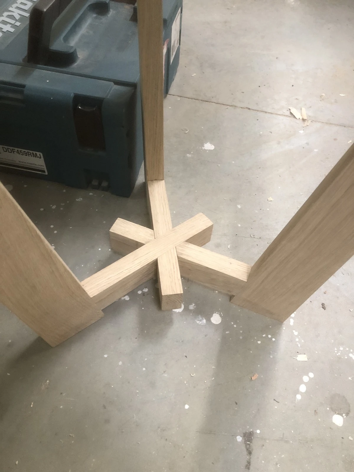 Gueridon en chêne - Examen blanc BP