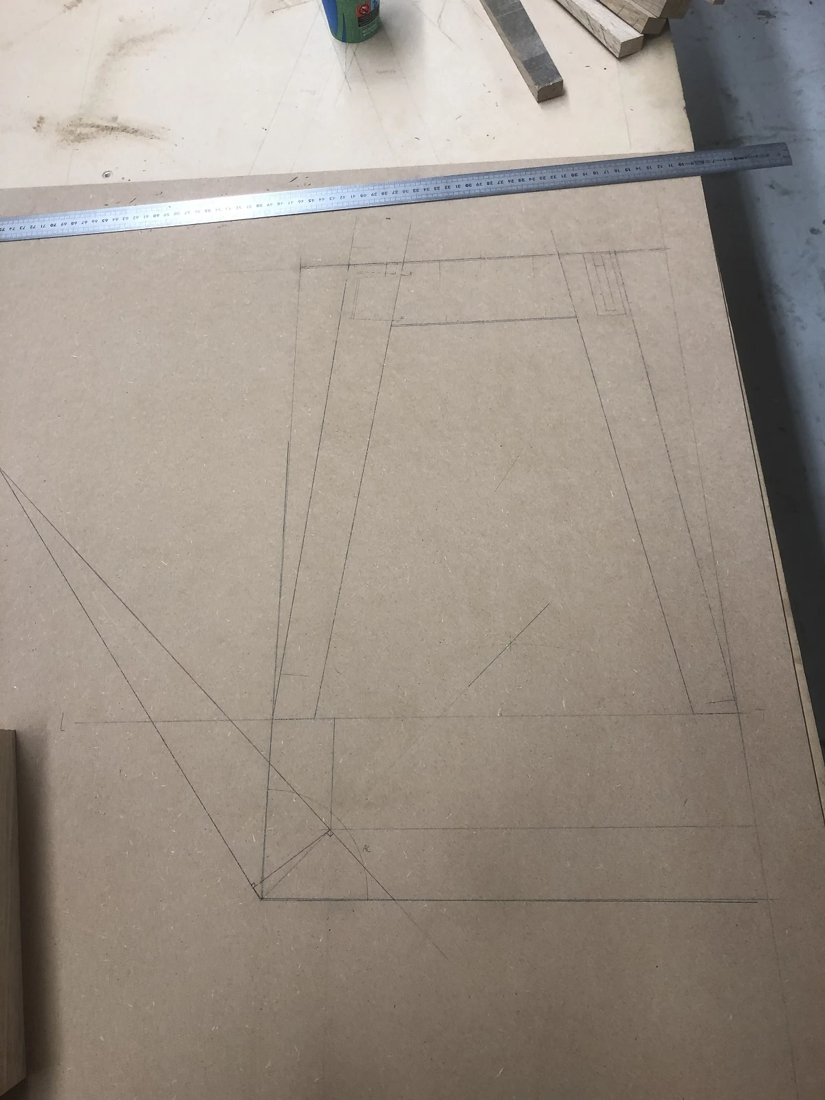 Tabouret en arrétier - BP